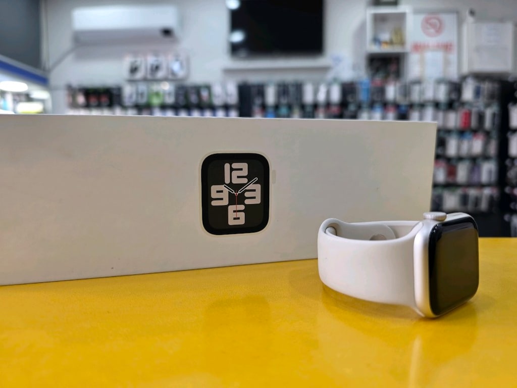 Apple Watch SE 2. Nesil 40mm Akıllı Saat. 14 Ay Garantili - 2