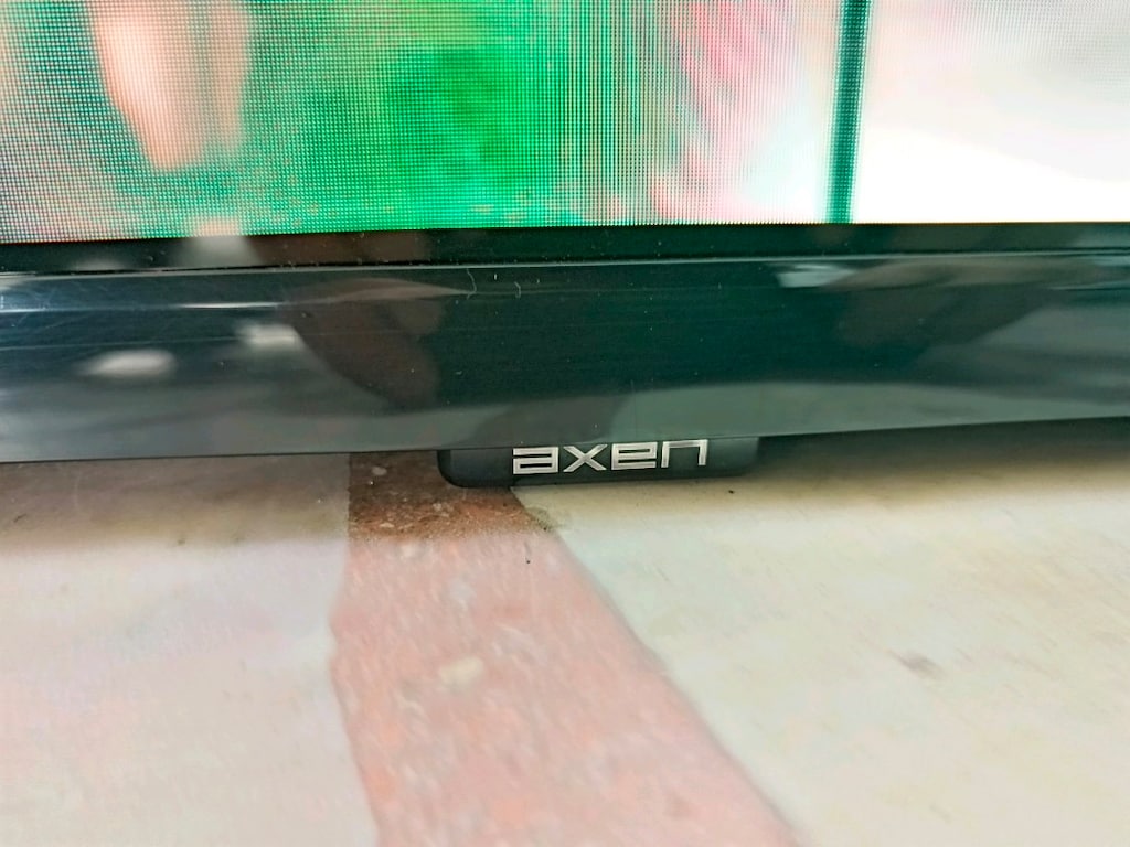 AXEN UYDU ALICI 82 EKRAN TV ÇOK TEMİZ NAKLİYE KURULUM GARANTİ VAR - 3
