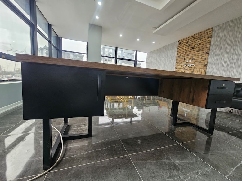 220 cm Özel Tasarım Yönetici Masası + Etajer Çok Temiz - 3