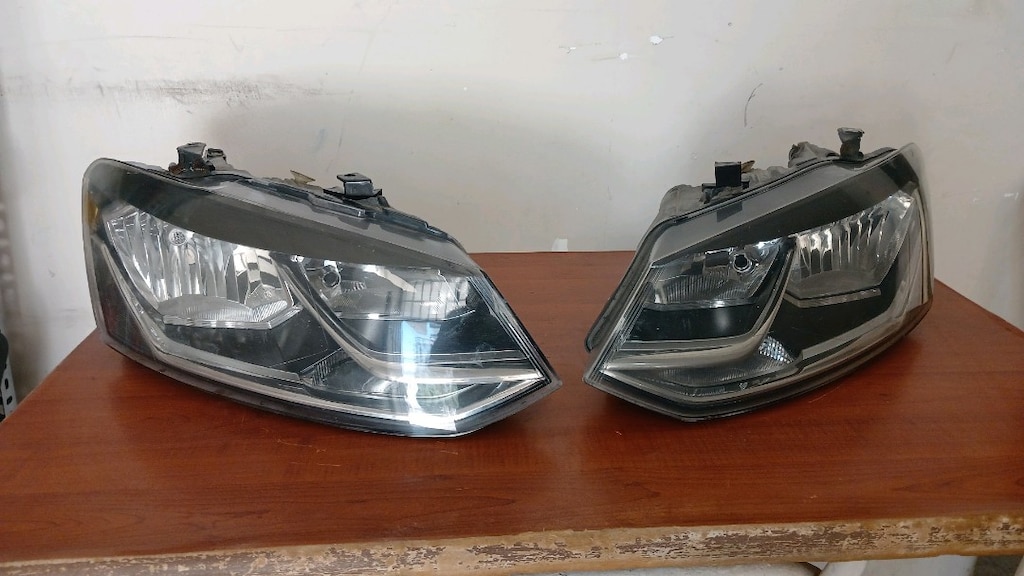 VW POLO MAKYAJLI SAĞ SOL FAR TAKIMI ORJİNAL ÇIKMA KARGO OLUR - 5