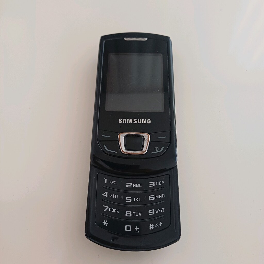 TEMİZ TUŞLU KIZAKLI SAMSUNG CEP TELEFONU - 2