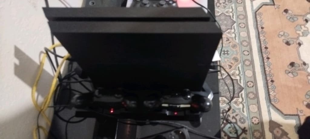 PlayStation 4 fat kasa 1 tb 5 kol 2 oyun - 2