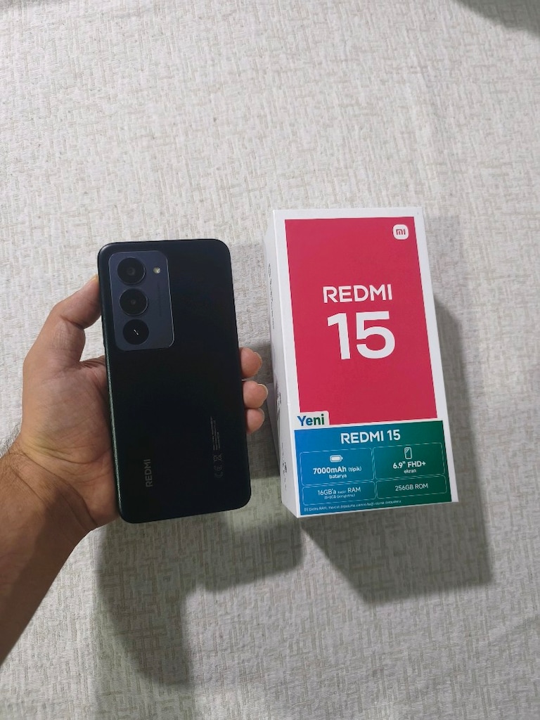 redmi 15 256 GB 8 rem 1 yıl garantili kutu faturalı hatasız takas olur - 2