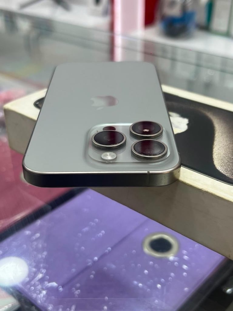 İphone 15 Pro 128 Gb - 6
