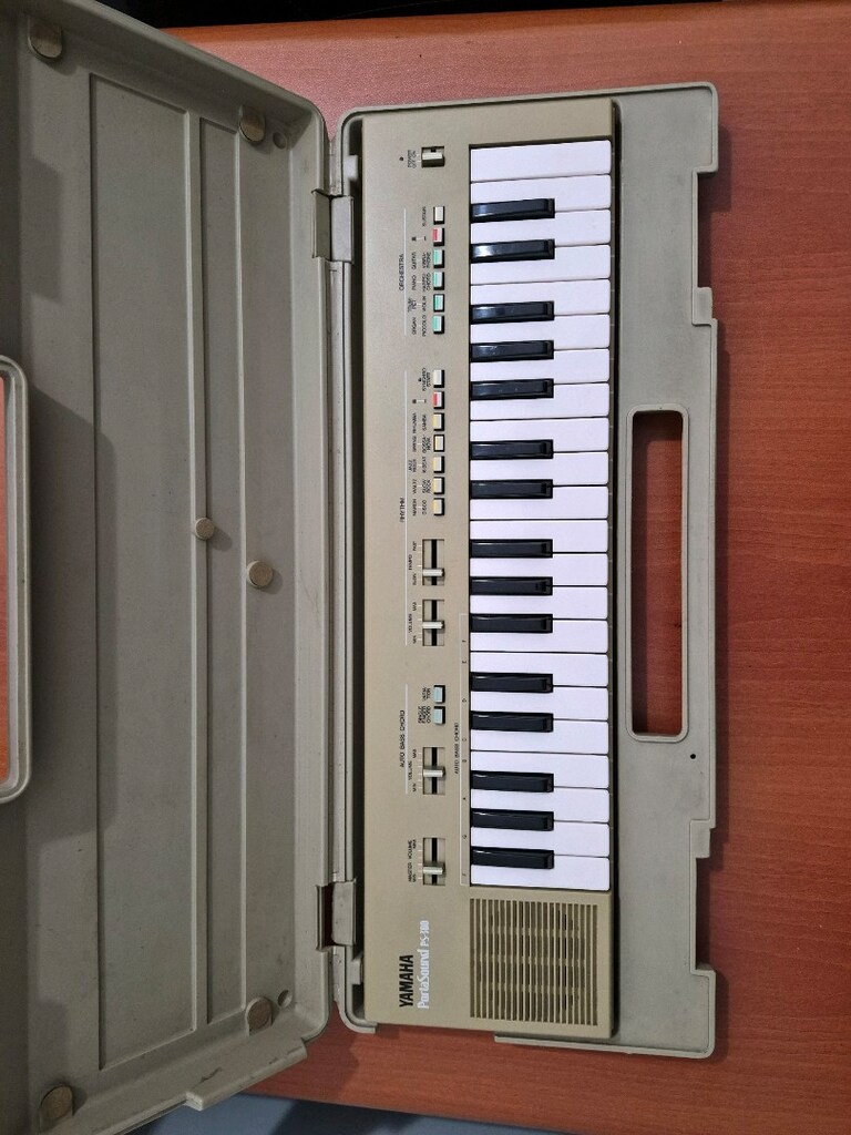 yamaha porta sound ps 300 - 2