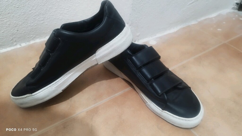 #Zara şık tarz ayakkabı..Mağazasında 3500 TL..Sadece yanda az kusur