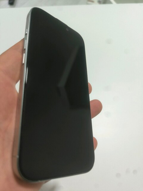 iPhone 16 Pro Yurtdışı Değişensiz %90 pil