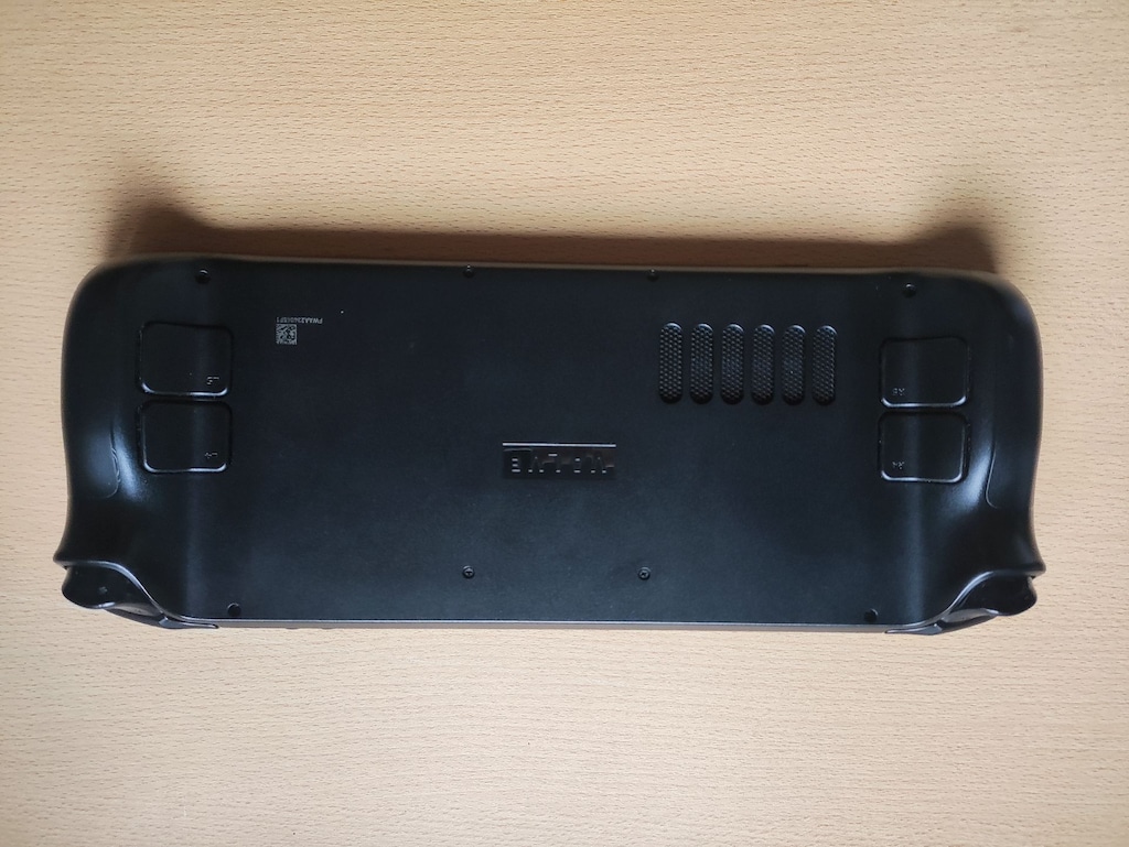 Steam Deck 1TB ü+ 256GB Samsung SD Kart - Tomtoc Çantalı - 2