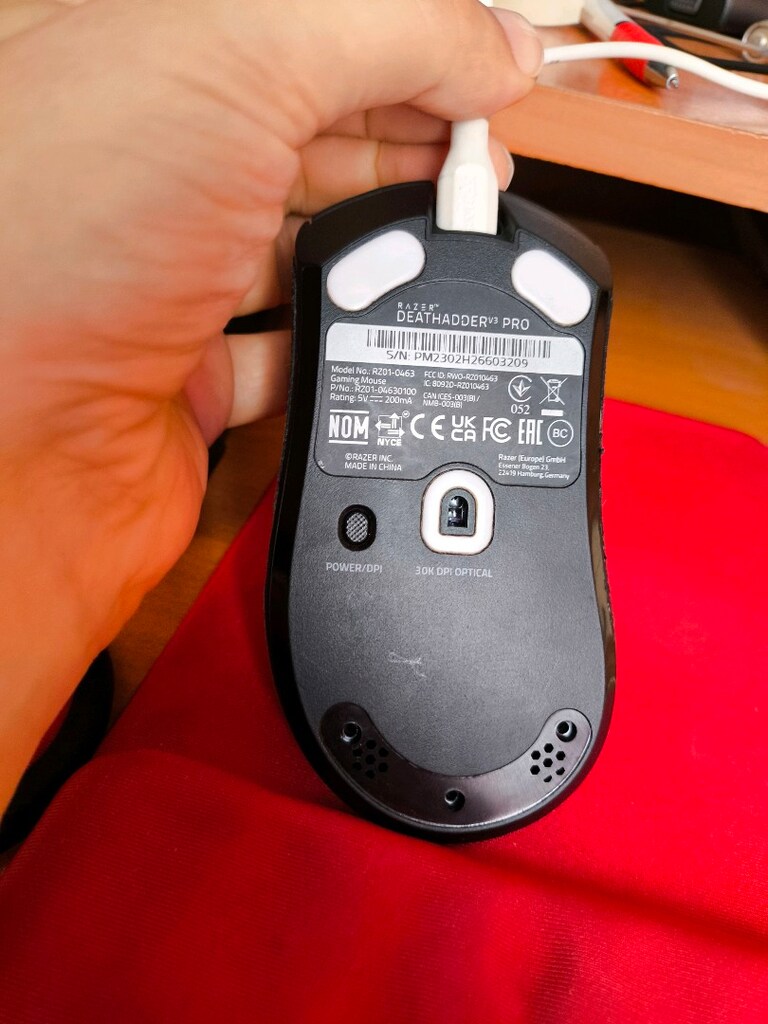 Razer DeathAdder V3 Pro AÇIKLAMA oku - 2