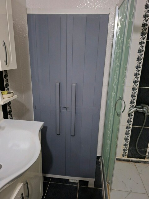 Bauhaus pvc dolap