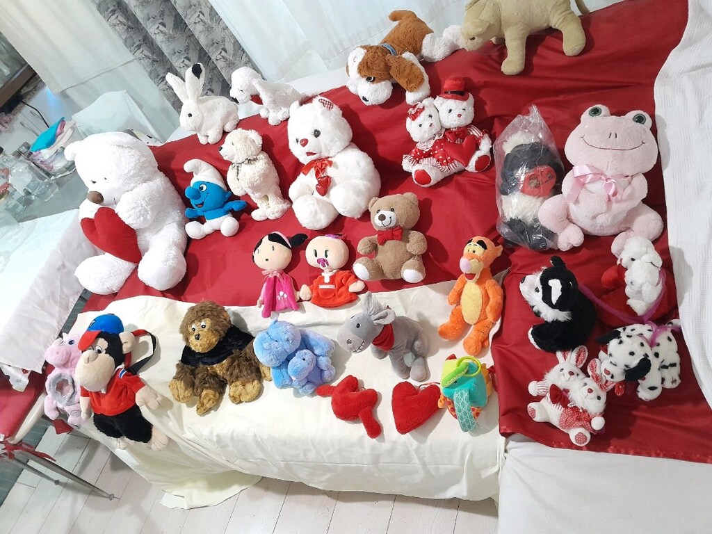 Ikknci el, buyuk,orta,kucuk boy pelus oyuncaklar satilik - 3