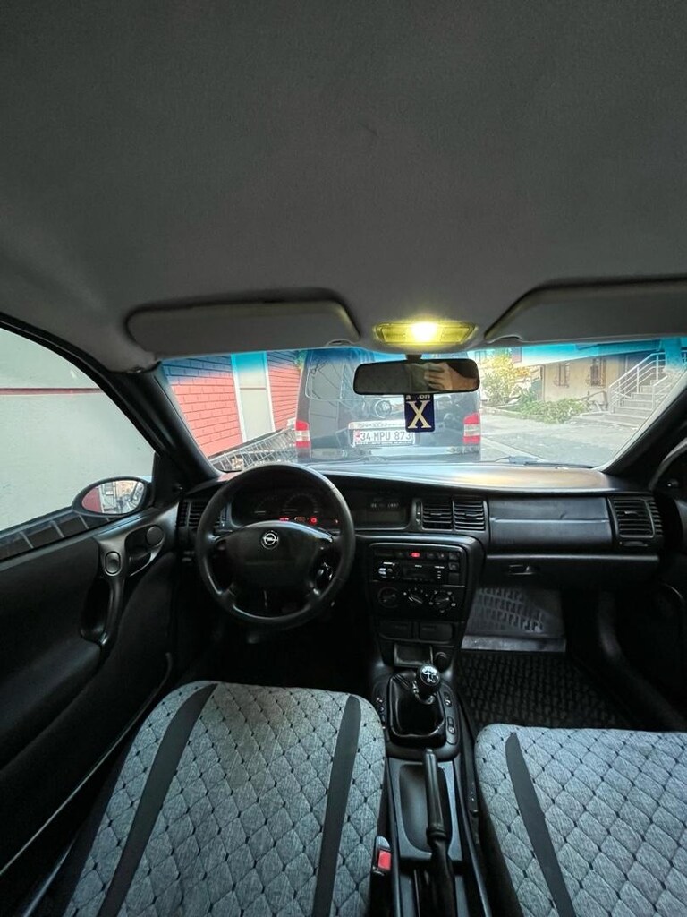 VECTRA B 98 2.0 GLS - 6