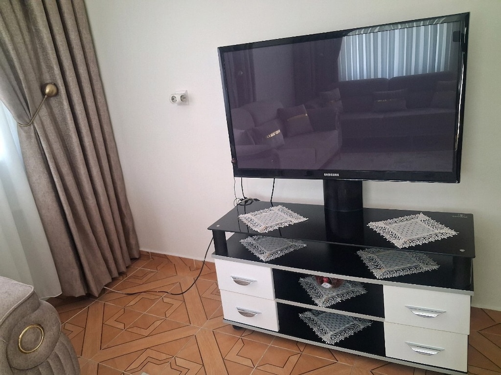 televizyon ünitesi - 6