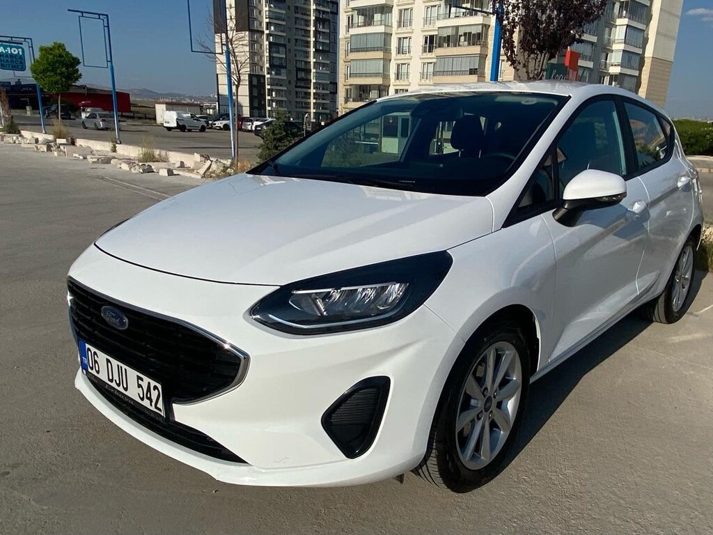 TEMİZ FORD FİESTA - 2
