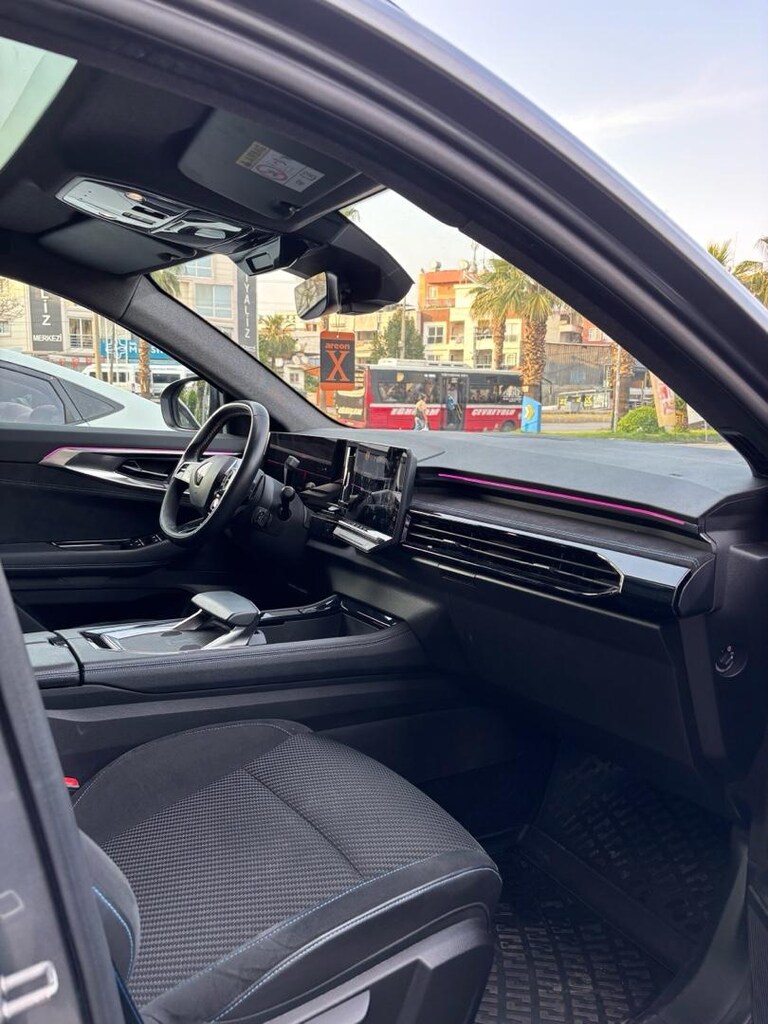 Renault austral techno esprit alphine 2023 model düşük km - 8