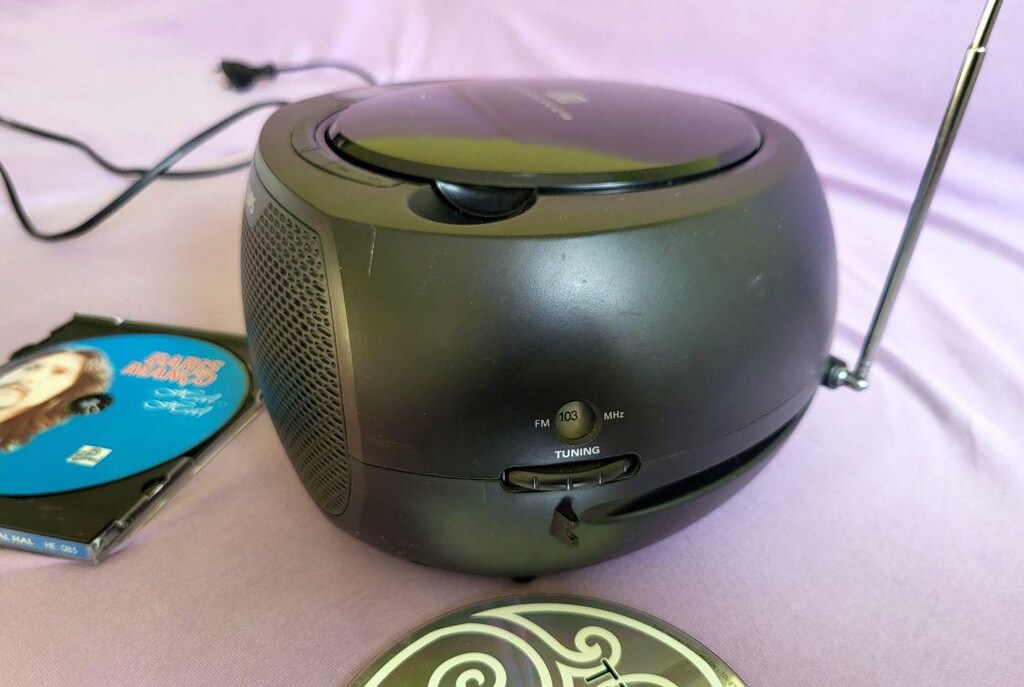 Philips AZ100 CD-FM Radyolu Portatif Müzik Seti - 3