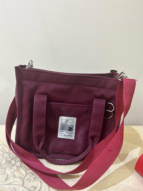 Bordo Kare Askılı Çanta