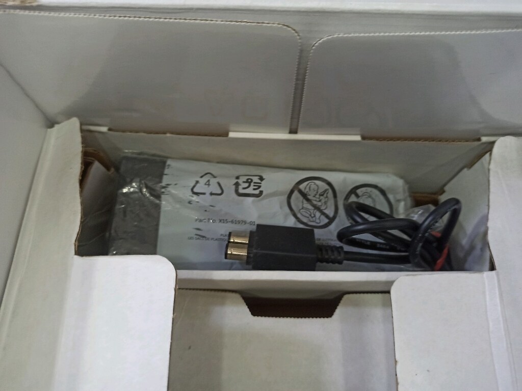 Xbox 360 Slim 250 GB Orjinal Tek Kol Orjinal Kutulu Koleksiyon Set - 8
