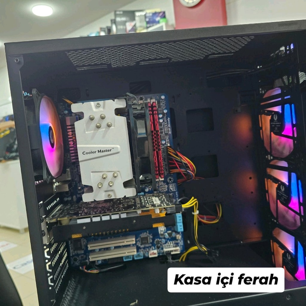 i7 2600 | 16 GB RAM | 256 GB M.2 SSD + 1 TB HDD | GTX 550 Ti 1 GB - 6