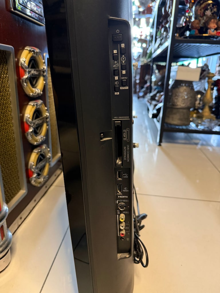 TOSHİBA LCD TELEVİZYON 106 EKRAN - 6