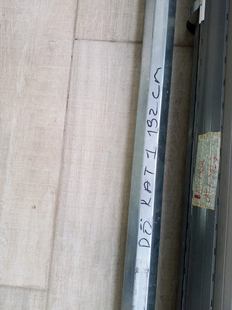 PVC Antrasit renk Sürgülü Cam ve Otomatik Pancur - 8