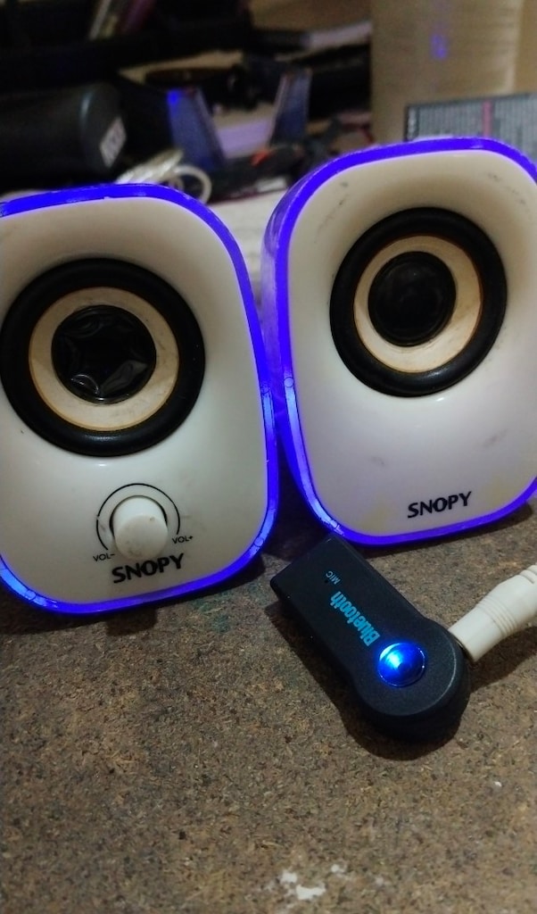 AZ KULLANILMIŞ SNOPY MARKA MİNİ 1+1 USB İLE ÇALIŞAN BLOTOUT HOPARLÖR - 4