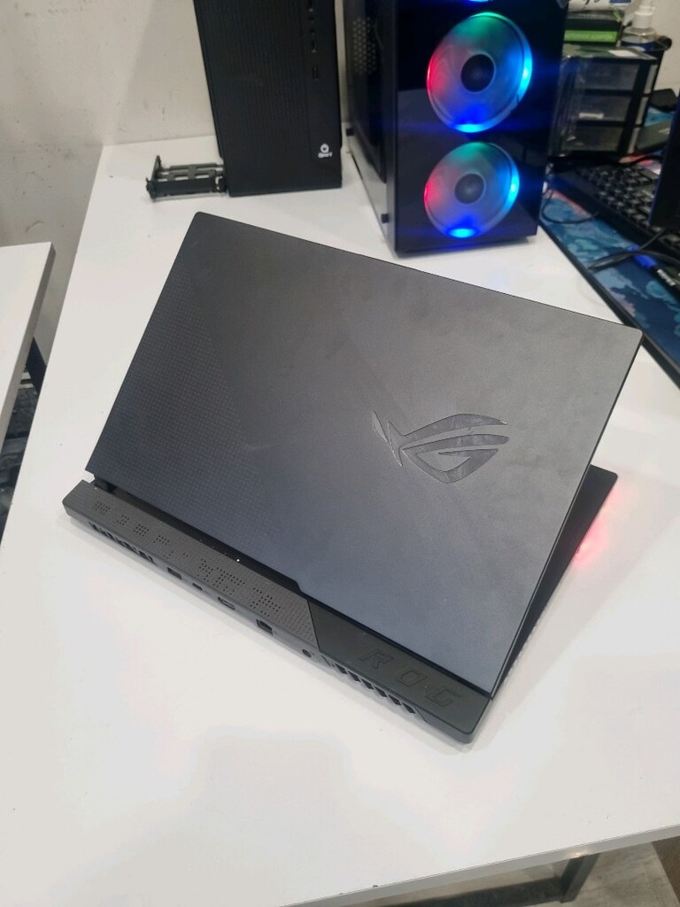 ASUS ROG STRIX - 2
