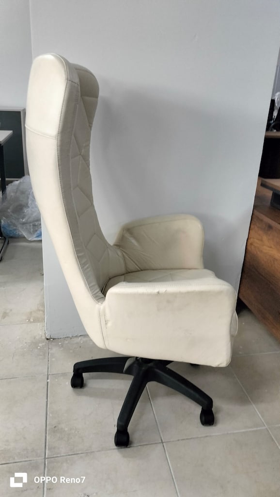 DEKOR BÜRO MOBİLYALARI BEYAZ YÖNETİCİ KOLTUĞU İKİNCİ EL - 2