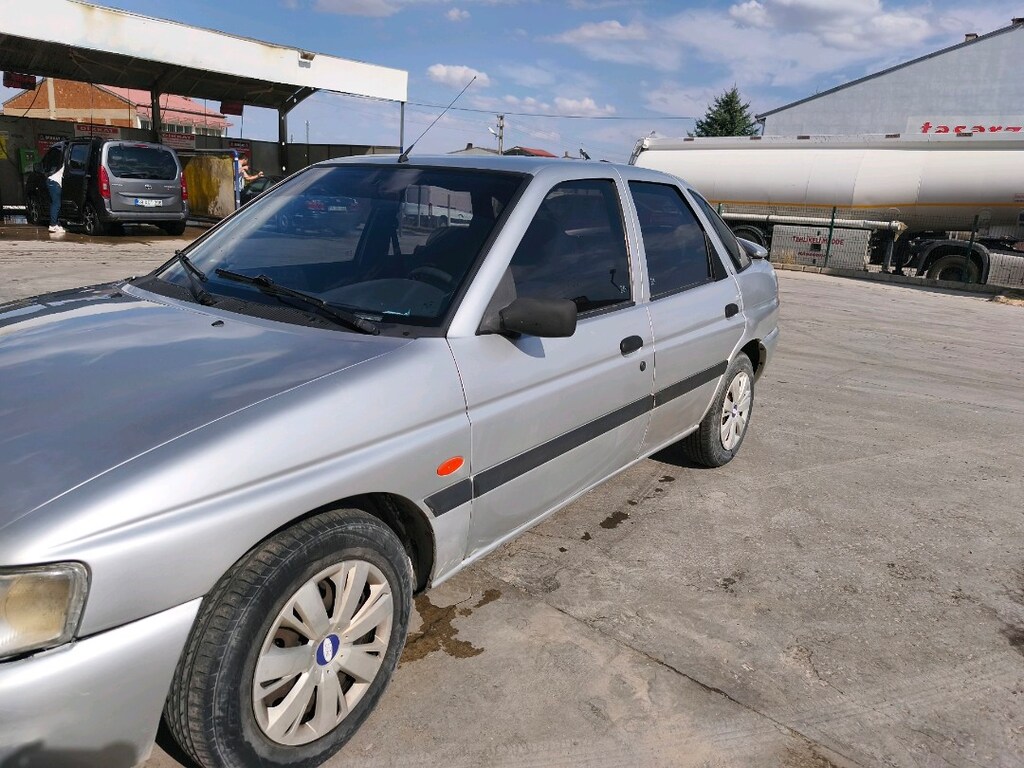 ÖĞRETMENDEN 1.6 ZETEC ÇOK NOKTA ENJ. ESCORT - 3