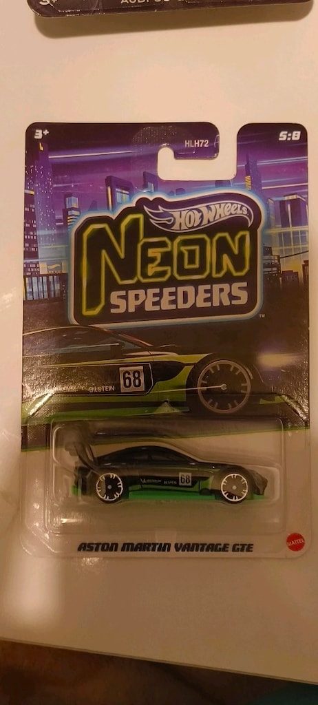 Hot Wheels Özel Seri Koleksiyon Araçları + Sürpriz EGG li - 8