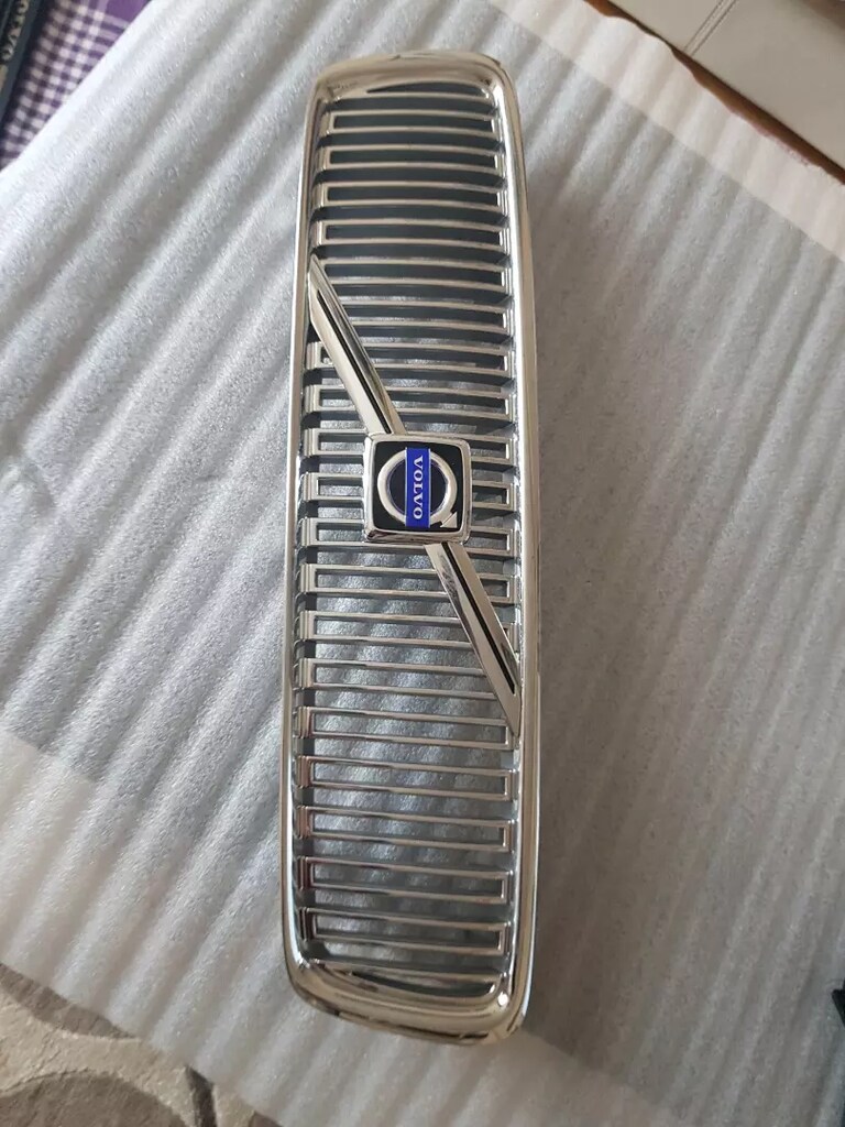 VOLVO V70 Ön Tampon Panjur Grille 2001-2006 yılları arası modellere. - 2