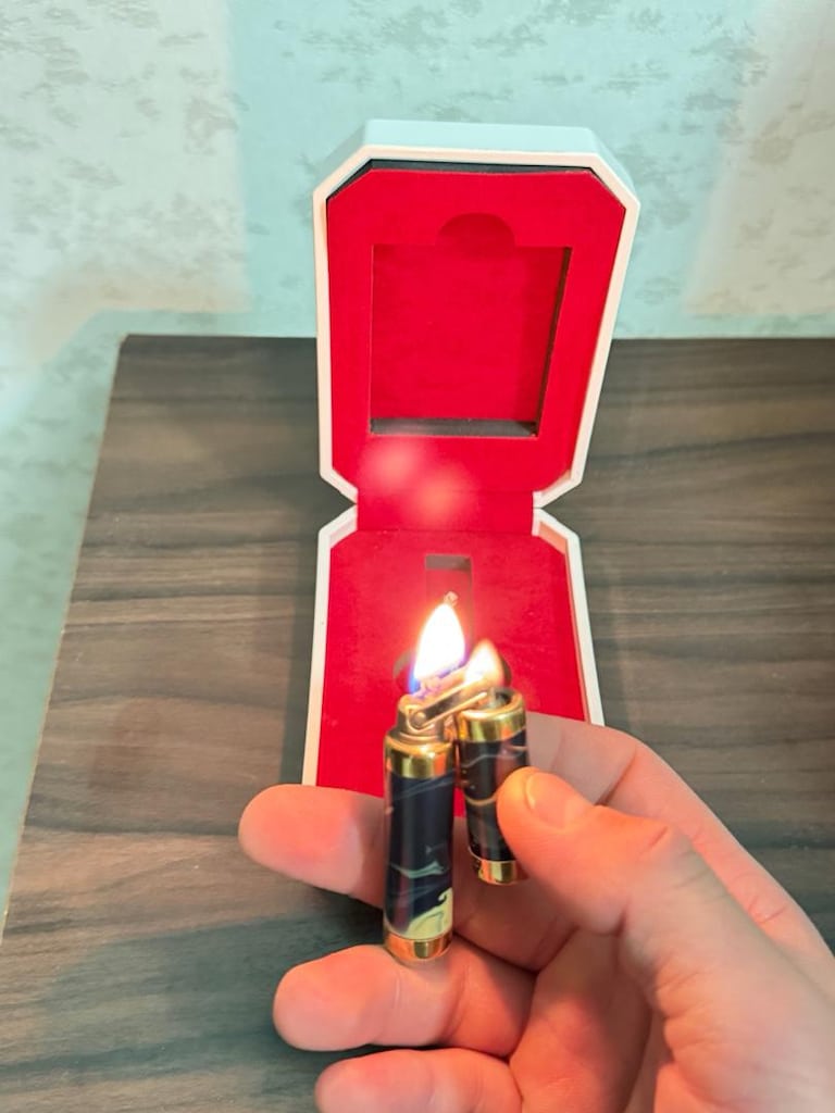 Mavi Desenli Caka Marka Benzinli Çakmak 1500TL - 2