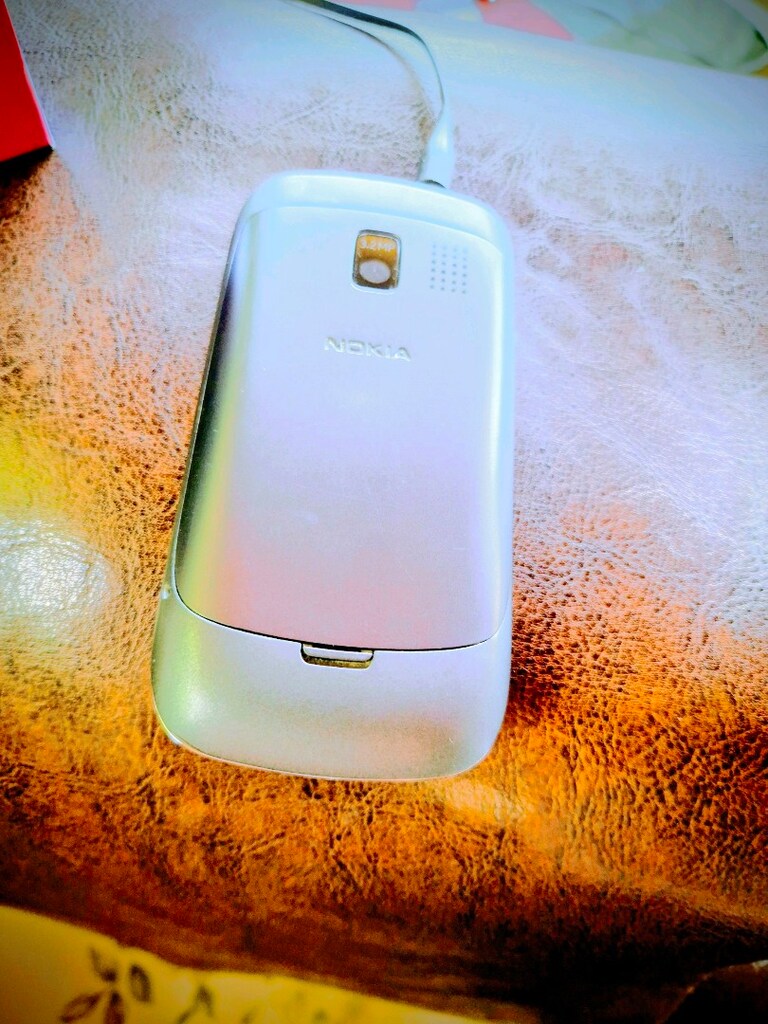 Nokia Asha 302 - 6