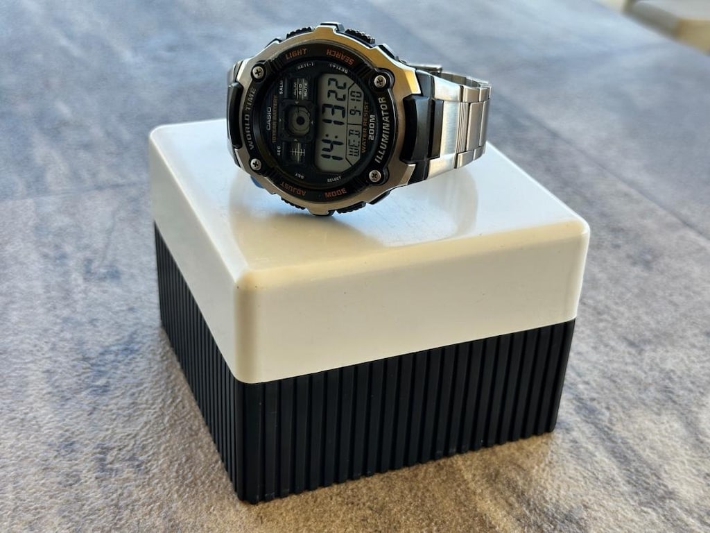 Casio AE 2000 WD Kol Saati Tertemiz Kutulu - 8
