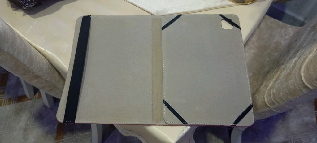 tablet kılıfı sağlam şekilde - 2