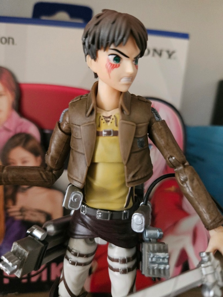 TotalAnime - Eren Yeager Figür - 3