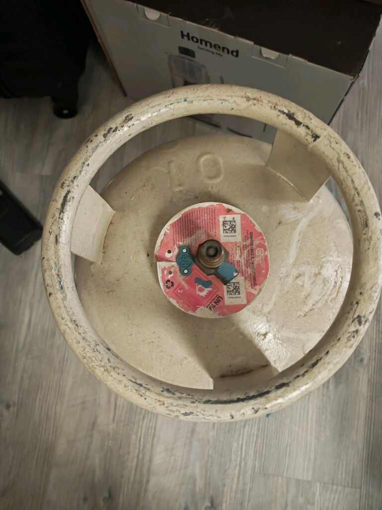 12kg'lık LPG, regülatör ve hortum ile set olarak - 4