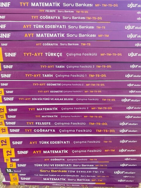 Uğur Okulları 12. sınıf Tm Eşit ağırlık kitapları