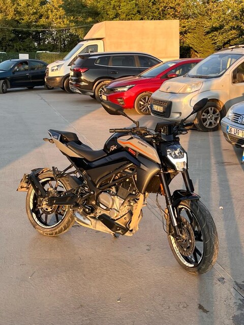 2023 model 250nk