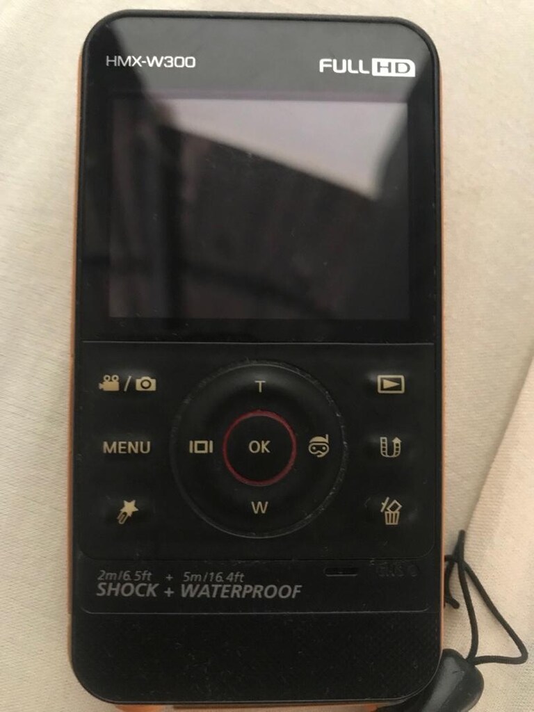 Samsung HMX-W300 - 2