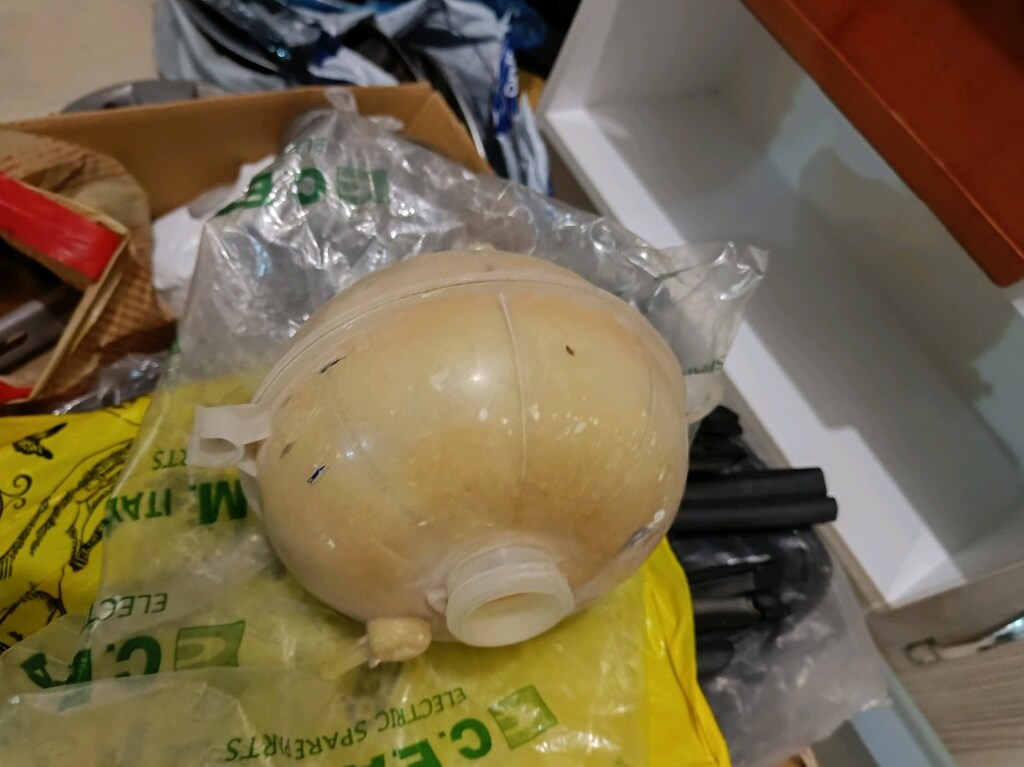 stil o yedek su deposu çıkma temiz - 3