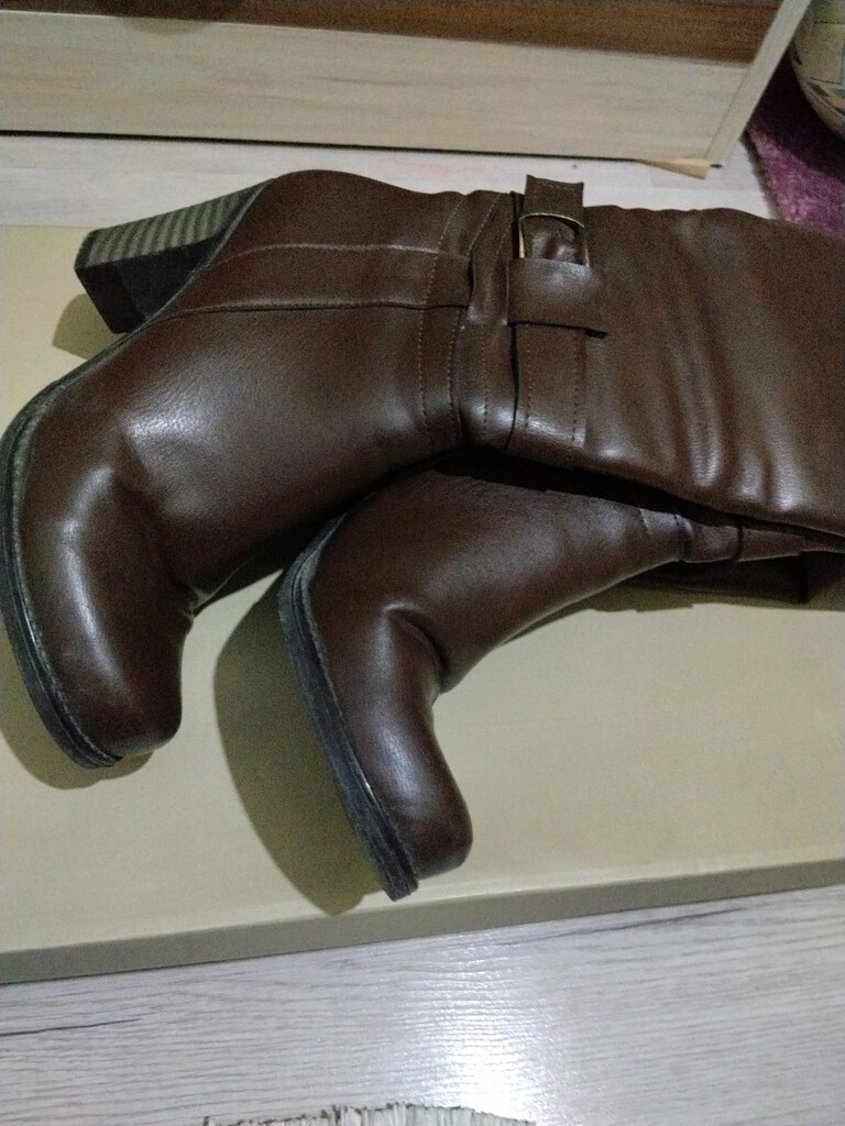 topuklu bot - 2