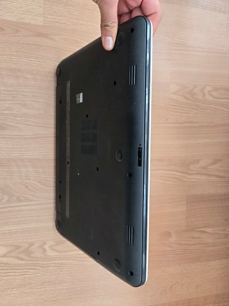 Hp 15" Laptop - 2