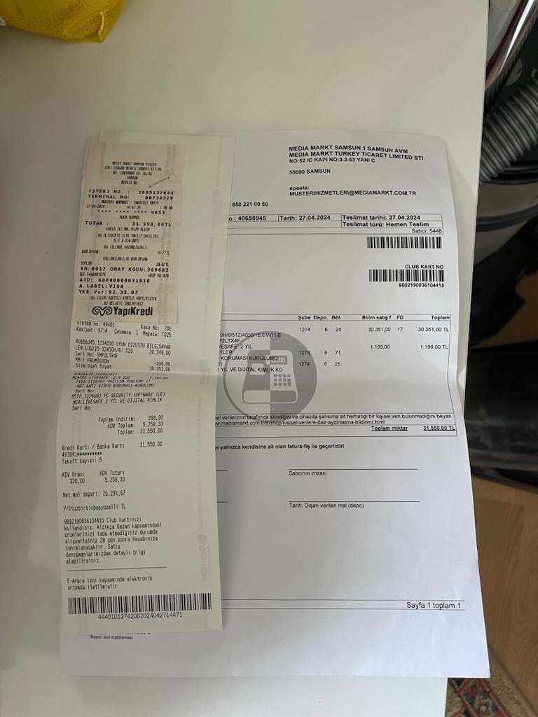 Lenovo LOQ 15IRH8 | i5-12450H | RTX 4050 | 8 GB RAM | 512 GB SSD - 6