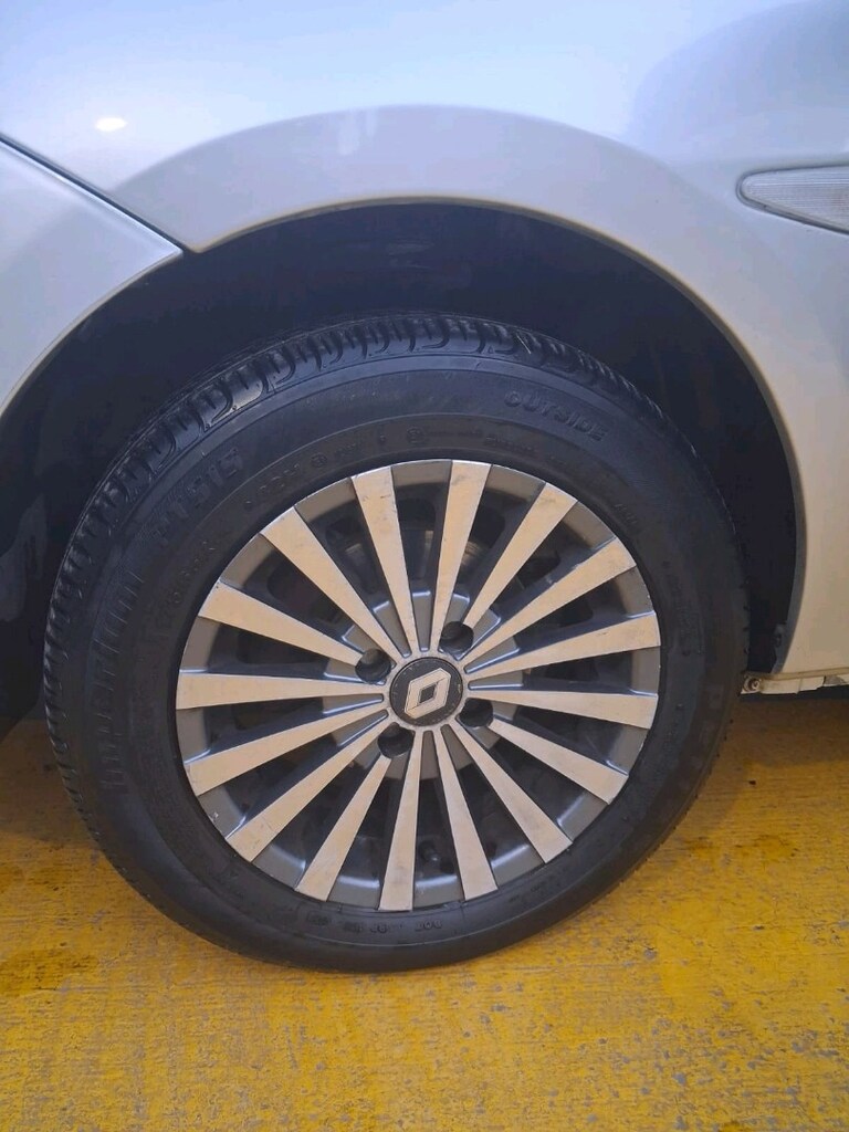 SAHİBİNDEN MASRAFSIZ RENAULT SEYMBOL.(DÜŞÜK ORJİNAL KM'DİR) - 5