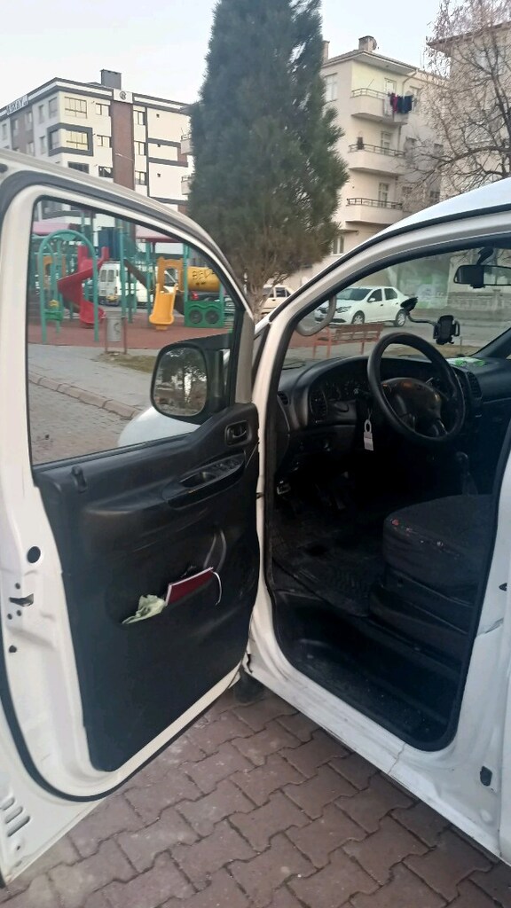 ACİL İHTİYAÇTAN SATILIK Temiz Hyundai Starex - 2