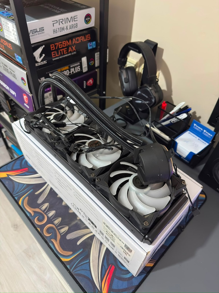 MSI MAG CORELIQUID 360R V2 3x120mm ARGB Sıvı Soğutma - 3