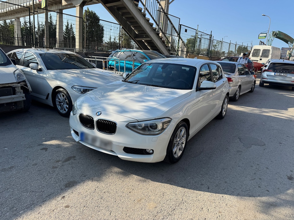 TERTEMİZ BMW 1.16 | 150.000 KM | 2014 ÇIKIŞ | NBT EKRAN | BAKIMI YENİ - 2