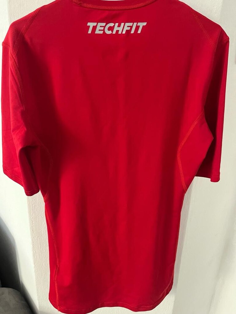 Adidas Techfit Spor Tshirt M beden Sıfır hiç kullanılmadı - 8