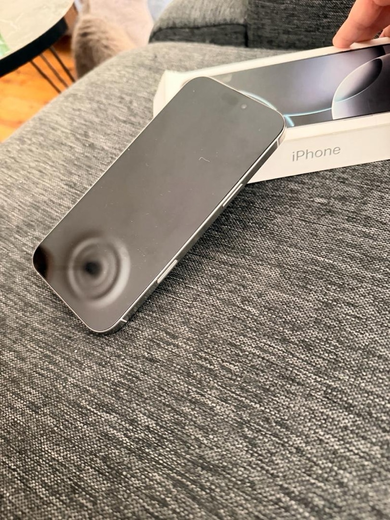 ıphone 16 pro max - 6
